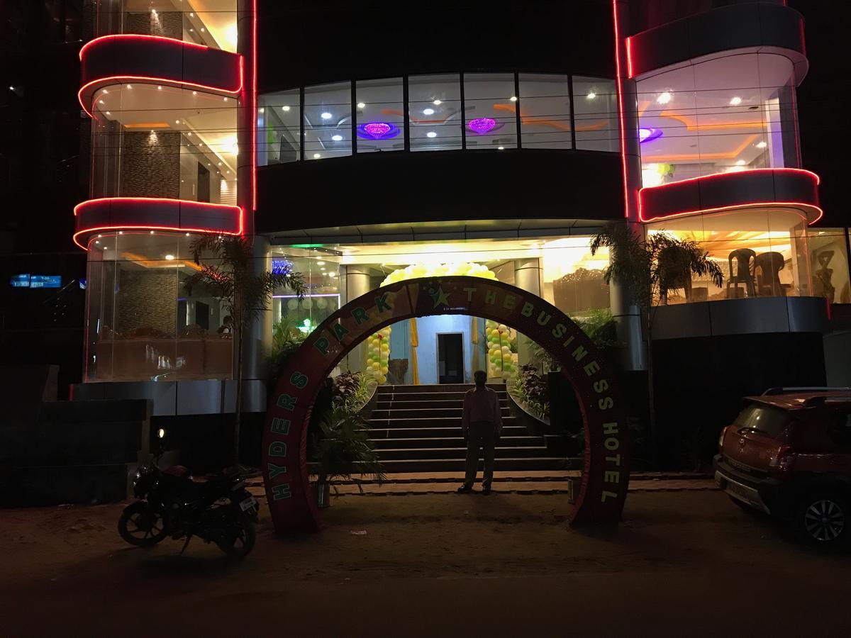 Hyders Park The Business Hotel Thanjavur Eksteriør bilde