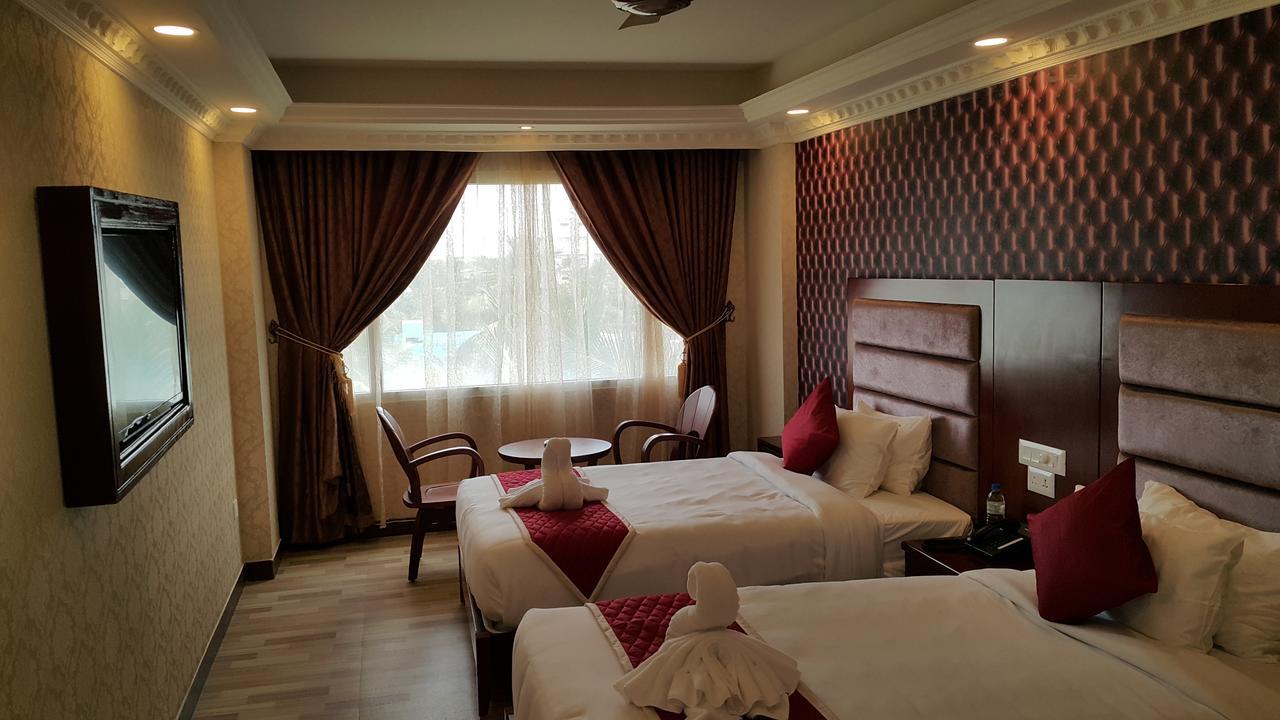 Hyders Park The Business Hotel Thanjavur Eksteriør bilde